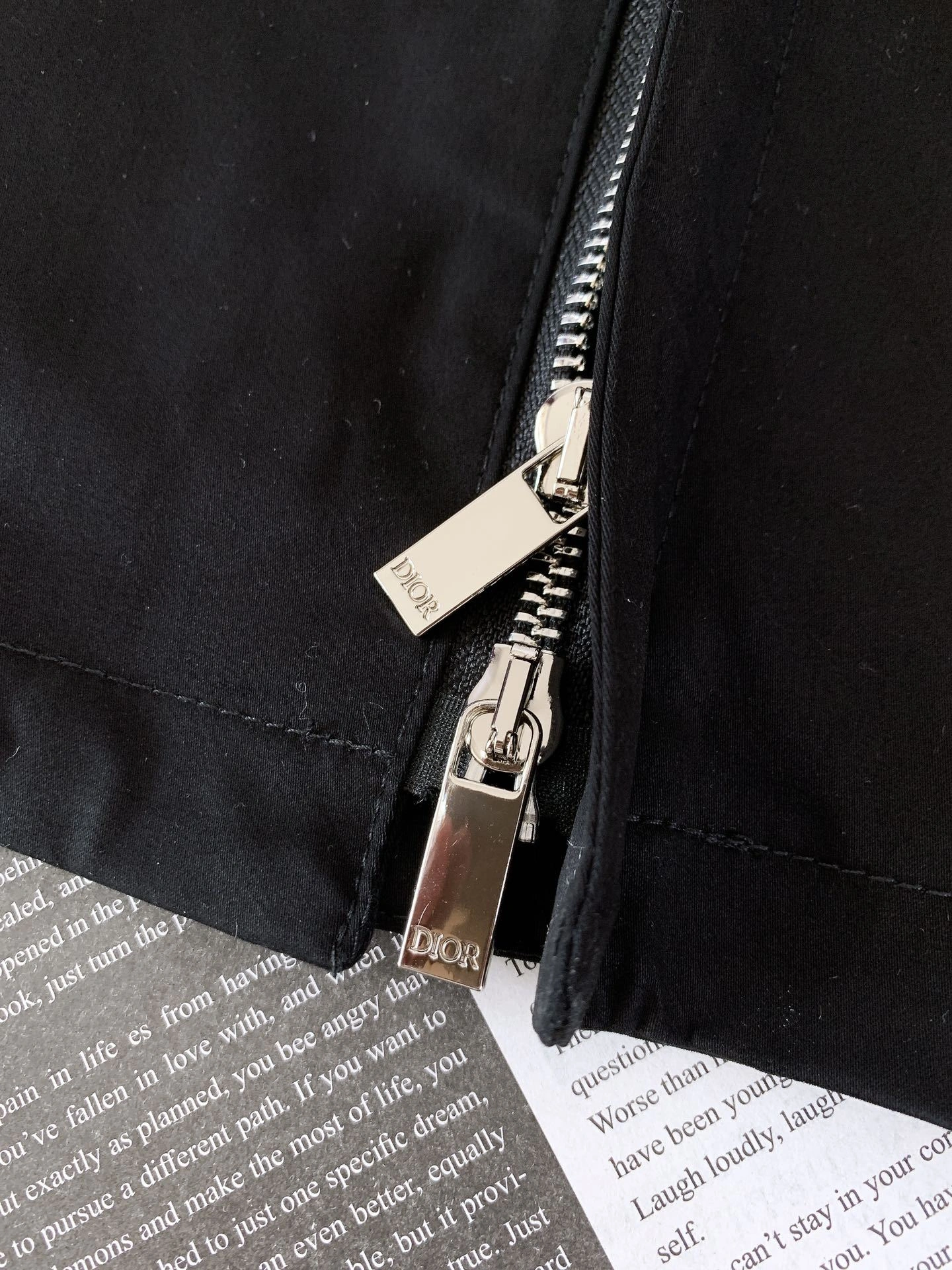 wg.luxury-- 4ior item: E-F443J1812H